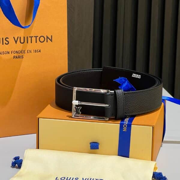 LV CEINTURE CUIRE