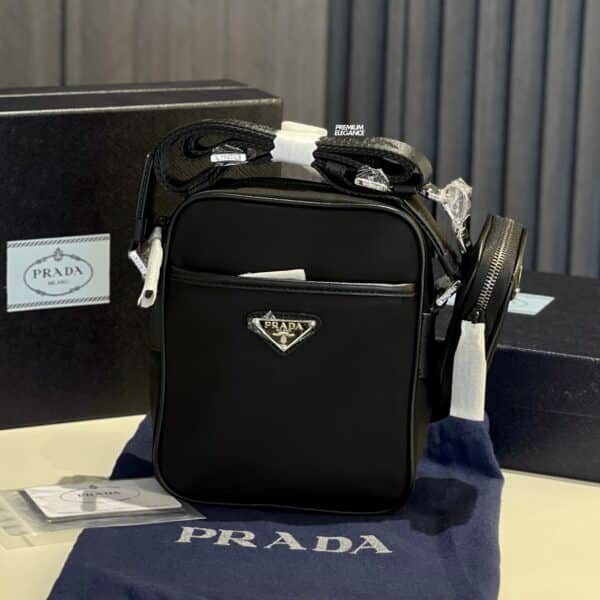 Sacoche PRDA en Re-Nylon & Saffiano